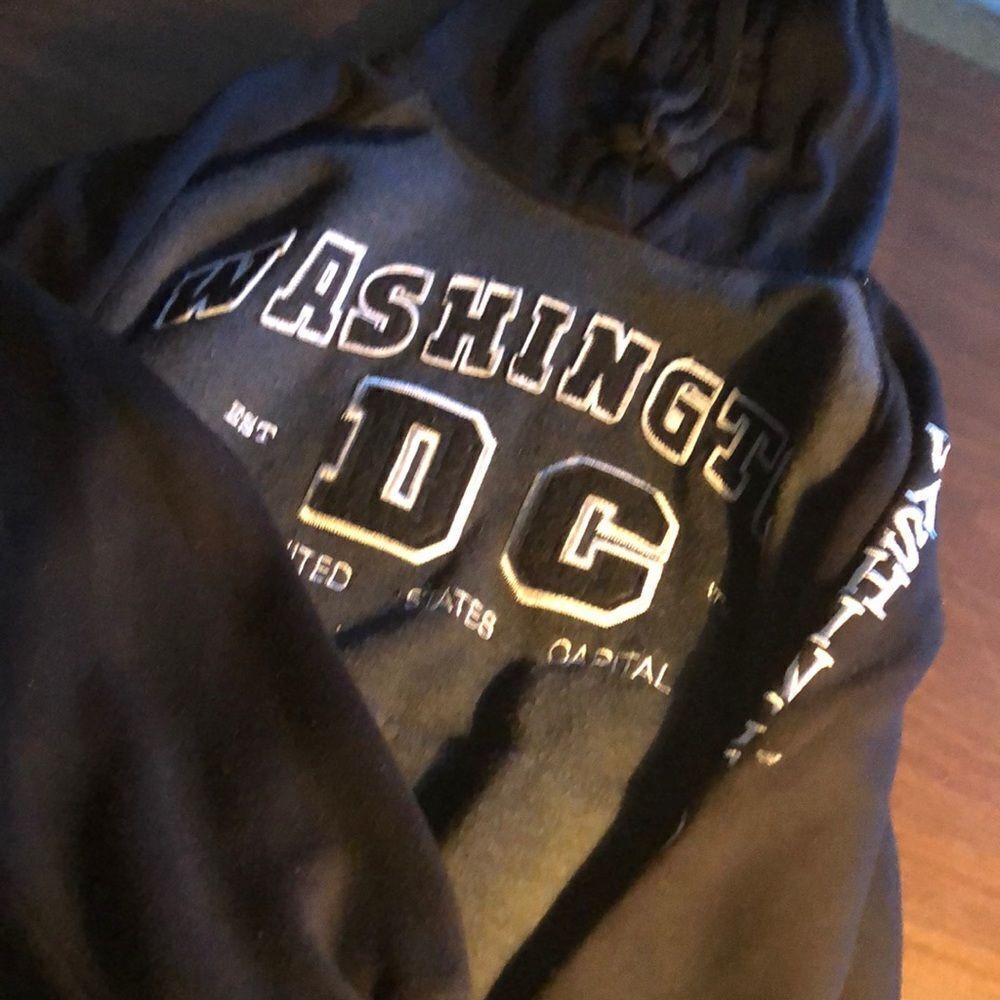 Washington DC sweatshirt size large